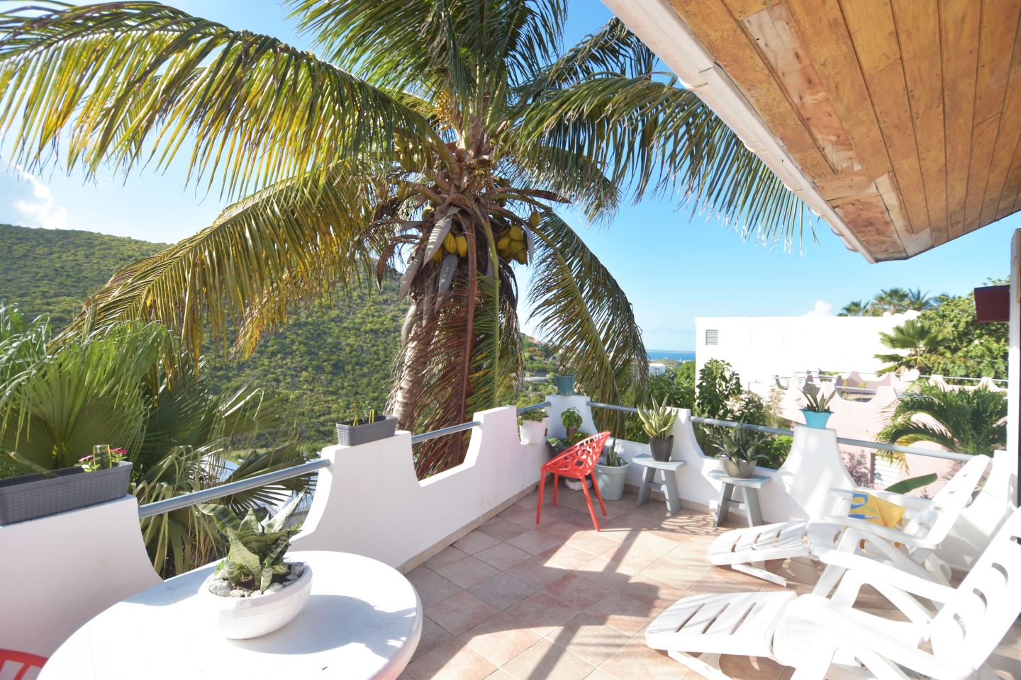 Dawn Beach 2 Bedroom Villa Terrace